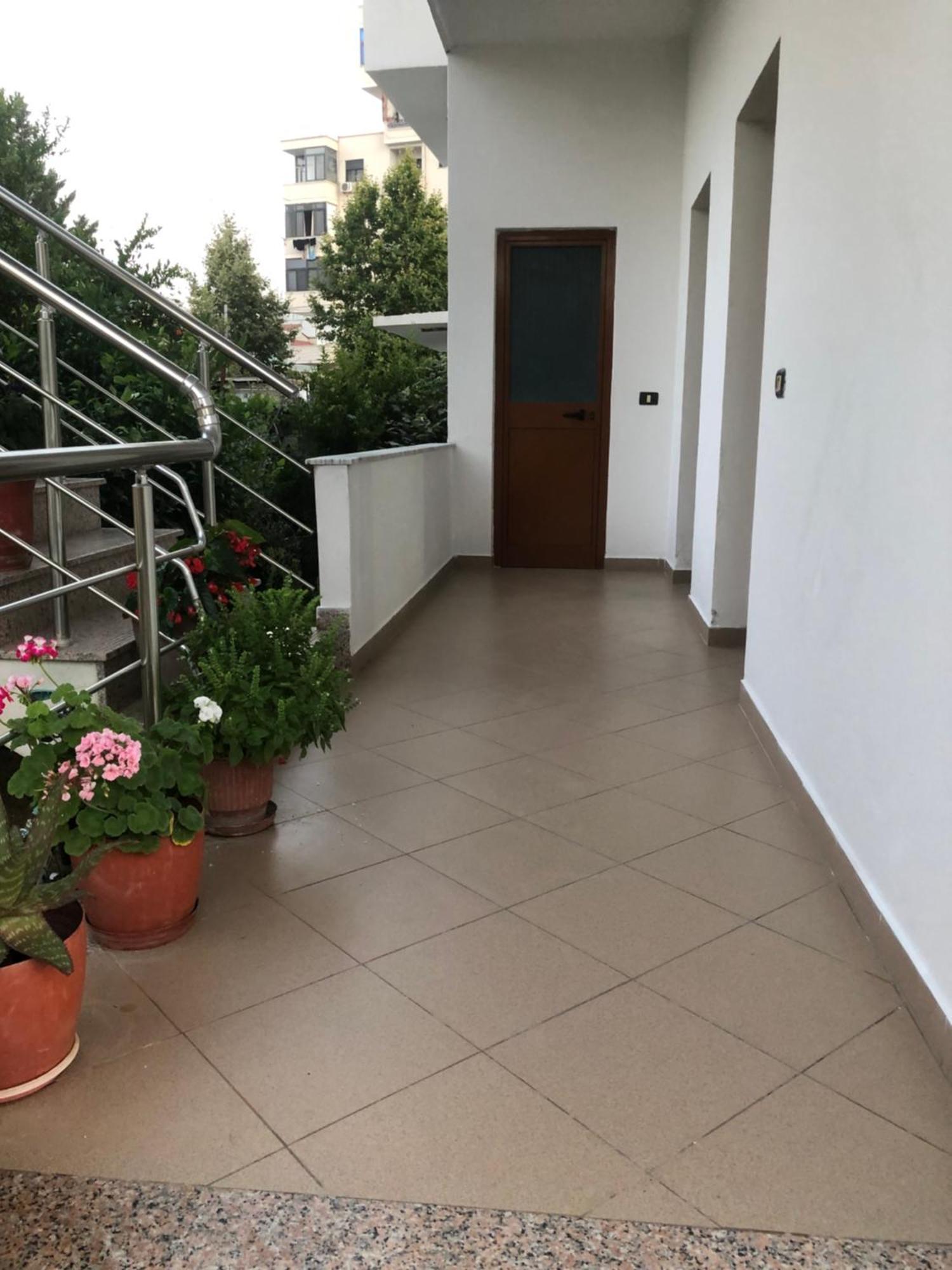 Rooms For Rent Дуррес Экстерьер фото