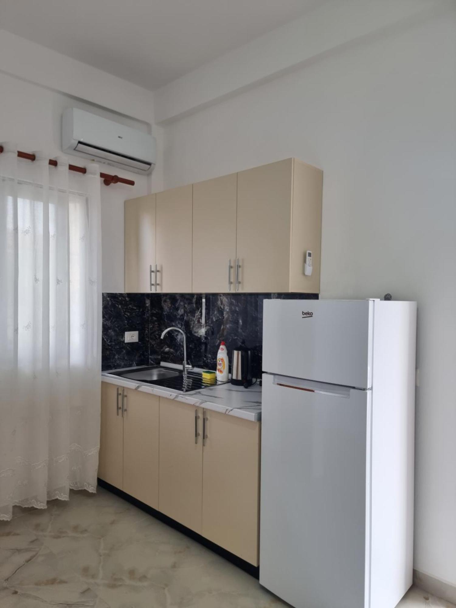 Rooms For Rent Дуррес Экстерьер фото